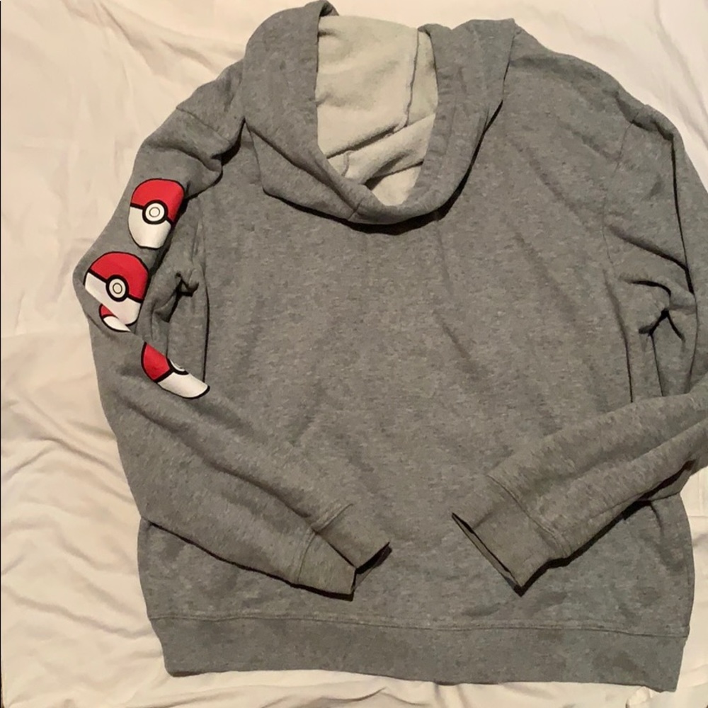Pokémon Pikachu Pullover hoodie - Picture 6 of 7